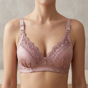 Women’s Black Lace Bra – Elegant Support & Comfort