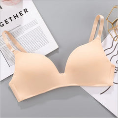 Tee Shirt/ Seamless Bra With Soft And Light Padd