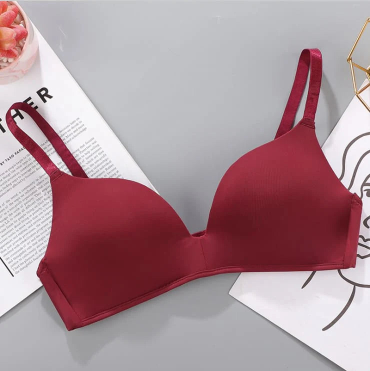 Tee Shirt/ Seamless Bra With Soft And Light Padd